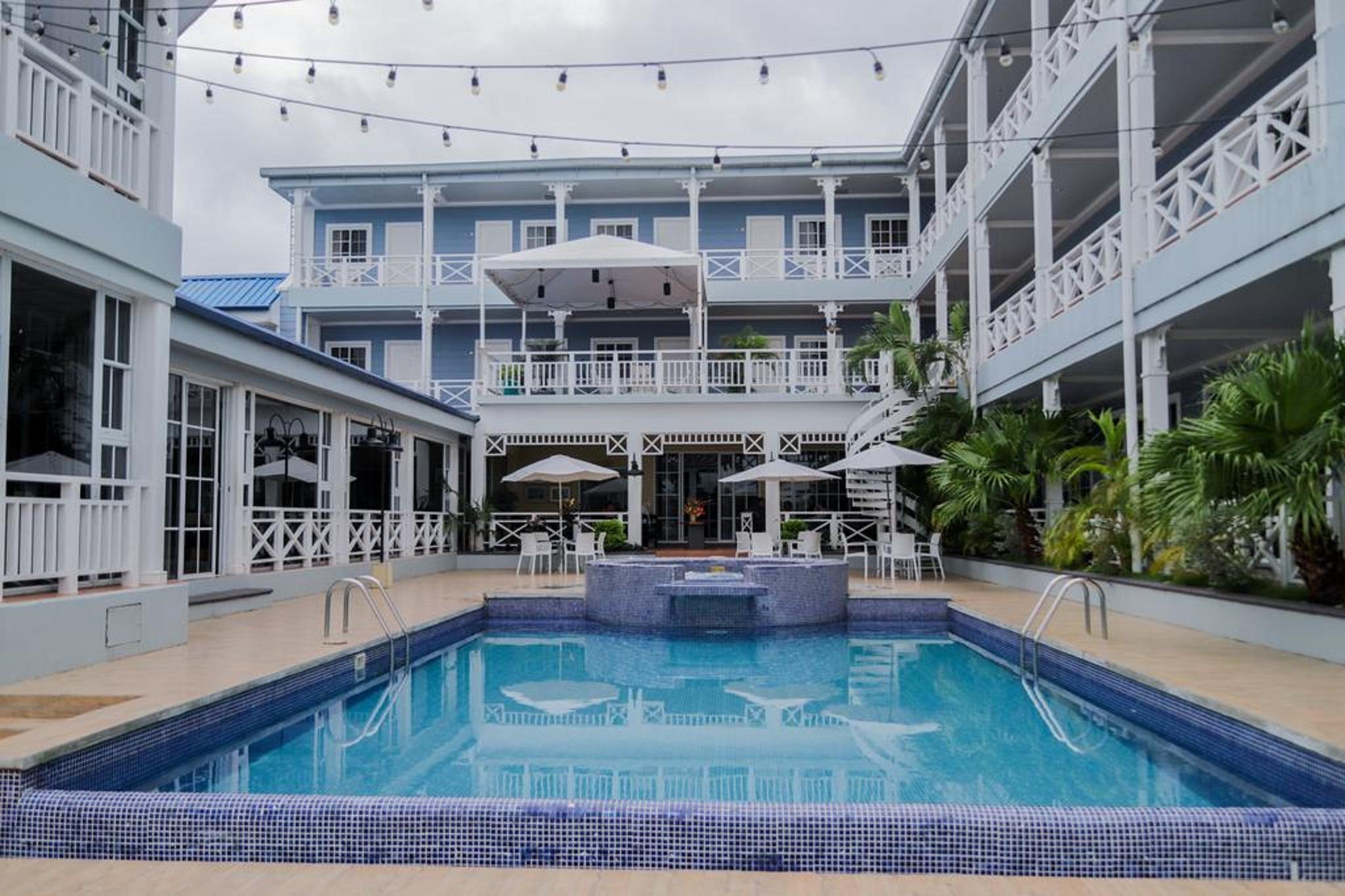 Hotel Casona Del Lago Flores Exterior photo